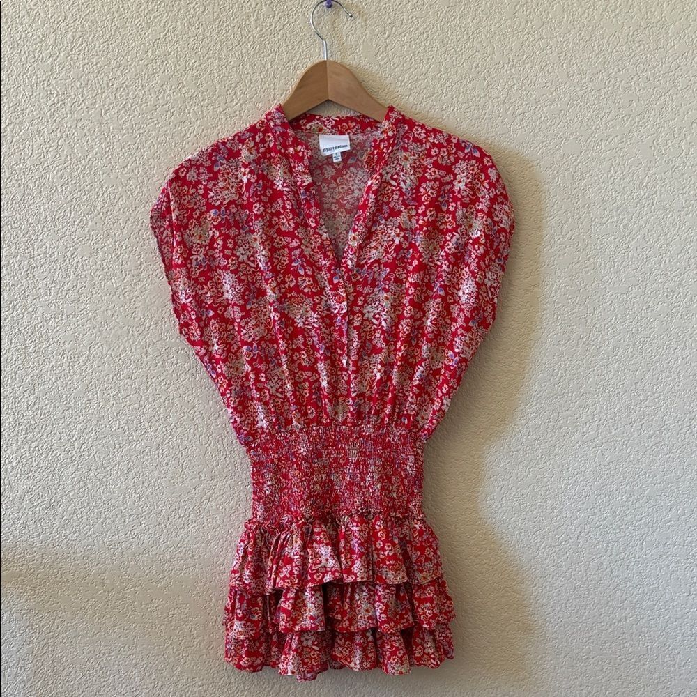 Skylar + Madison Red Floral Smocked Dress Topper Small